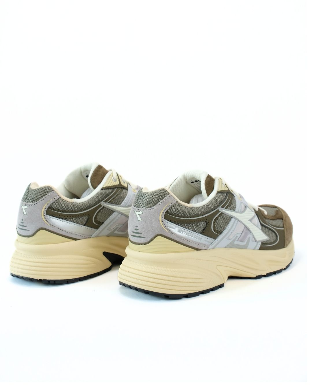 MYTHOS STAR M2 STONE VERDE #70164 DIADORA Shoes 501.182155