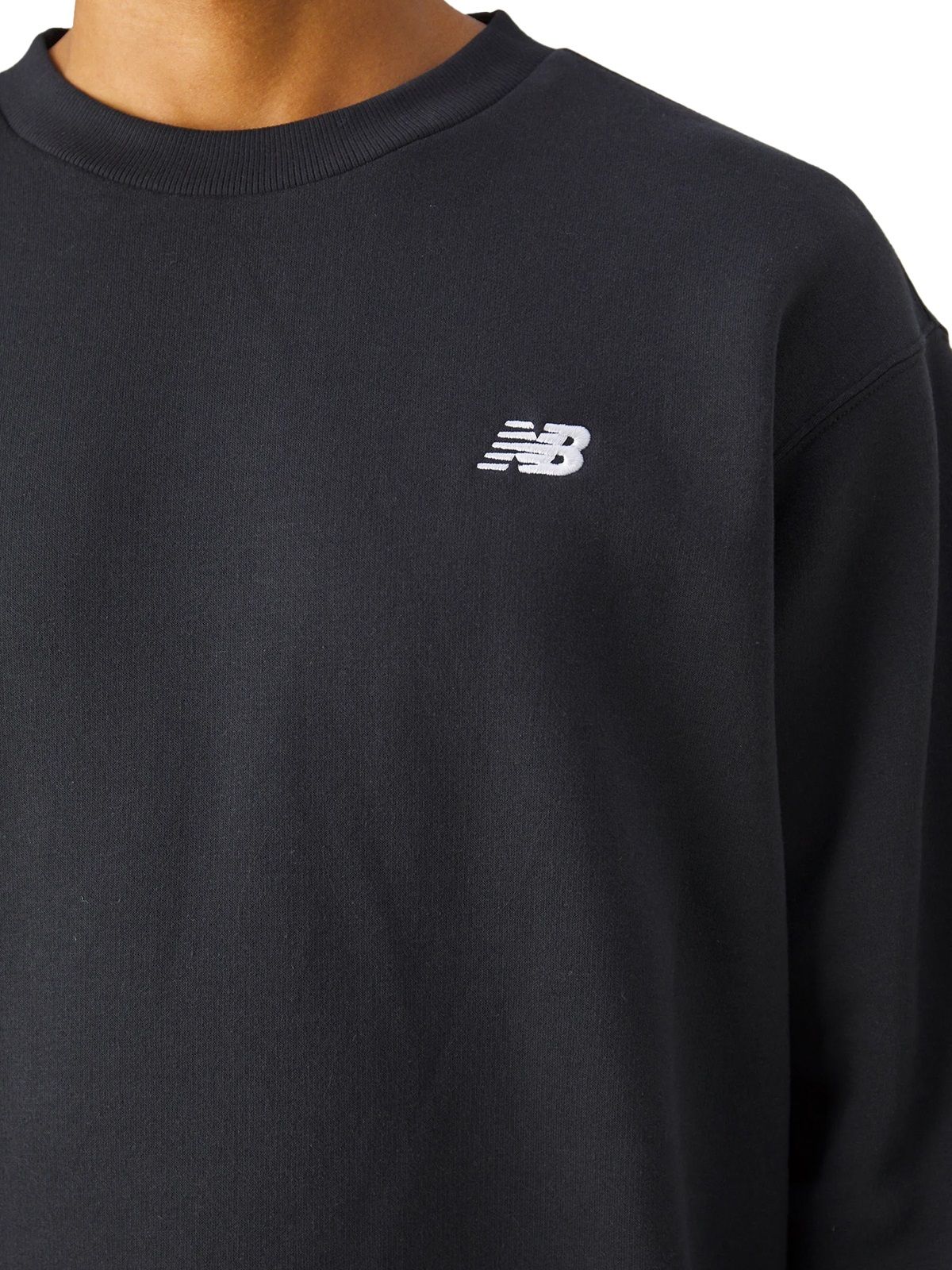 SPORT ESSENTIALS FLEECE CREW #BLACK NEW BALANCE Felpe MT41510BK