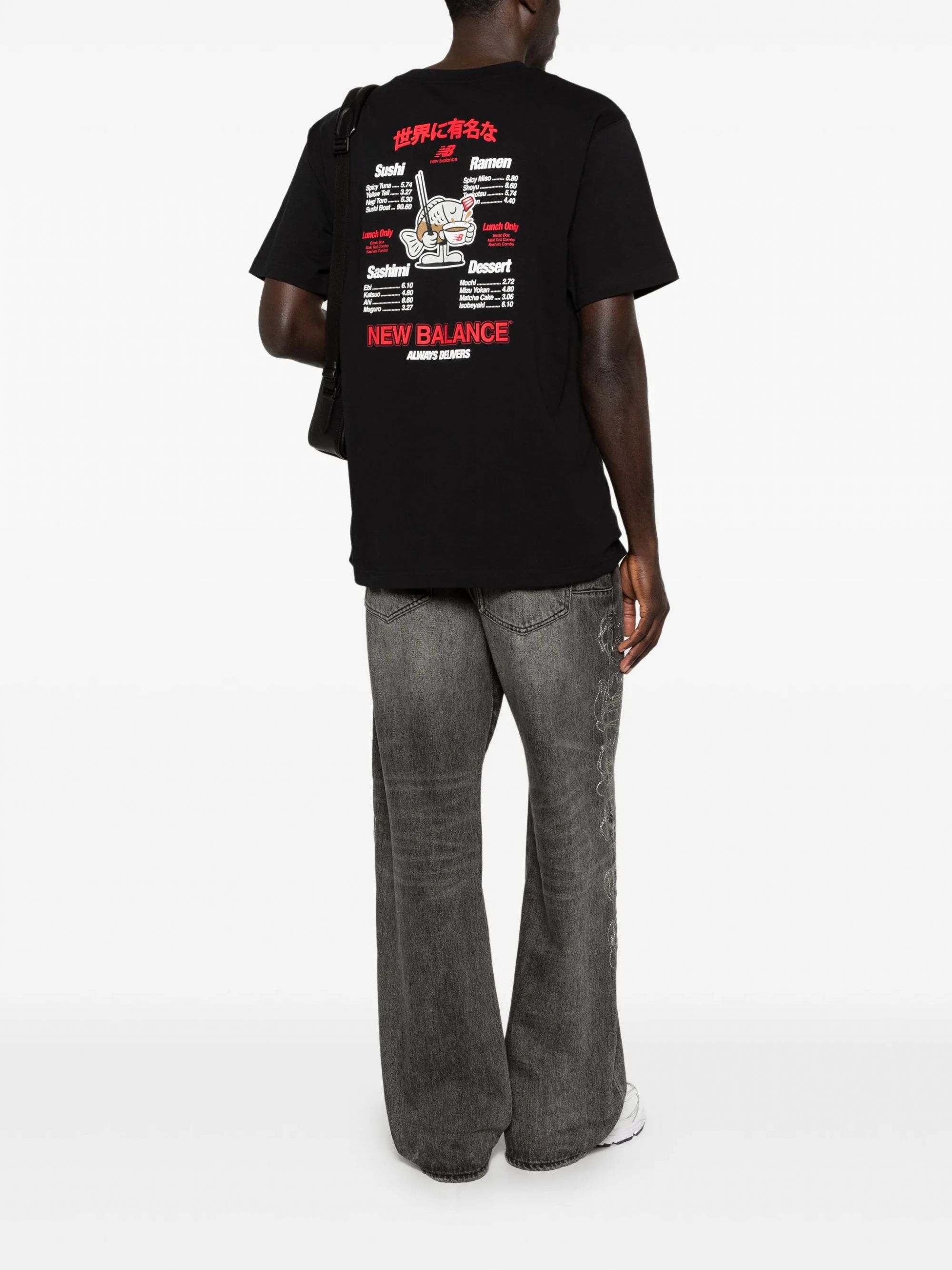 RAMEN T-SHIRT #BLACK NEW BALANCE T-shirt MT61H51DBK